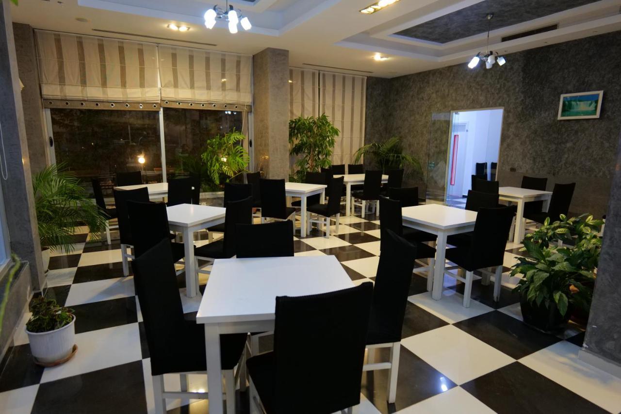 Hotel Dior Sarandë Eksteriør bilde