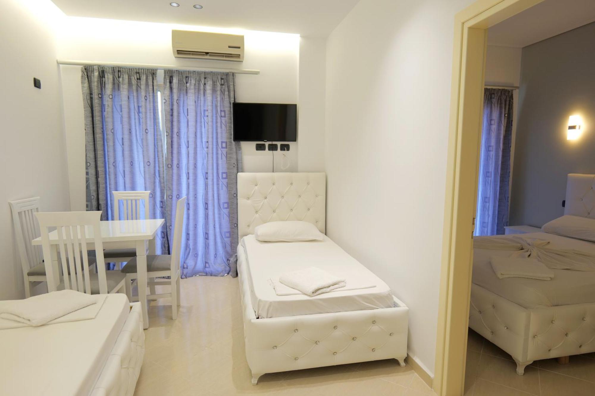Hotel Dior Sarandë Eksteriør bilde
